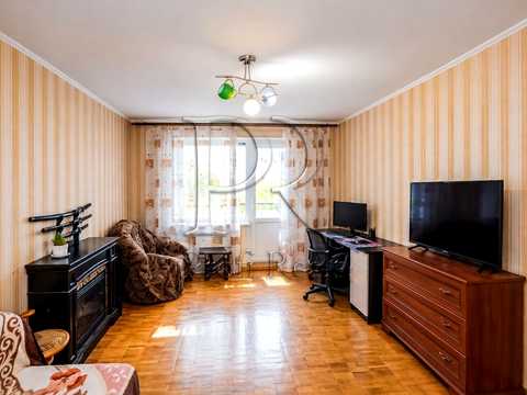 квартира за адресою Хорольська вул., 5
