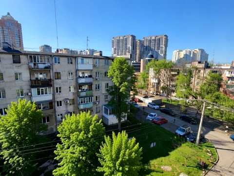квартира за адресою Тіниста вул., 3