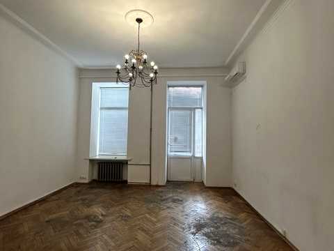 комерційна за адресою Велика Васильківська вул. (Червоноармійська), 14