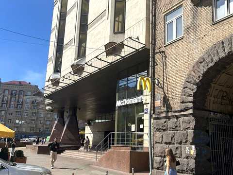 комерційна за адресою Велика Васильківська вул. (Червоноармійська), 14