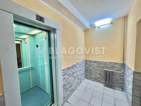 квартира за адресою Урлівська вул., 38