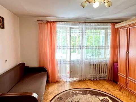 квартира за адресою Торф'яна вул., 23