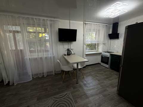 квартира за адресою Пироговська вул., 27