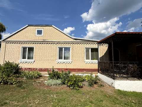 дом по адресу Героїв УПА ул., 42