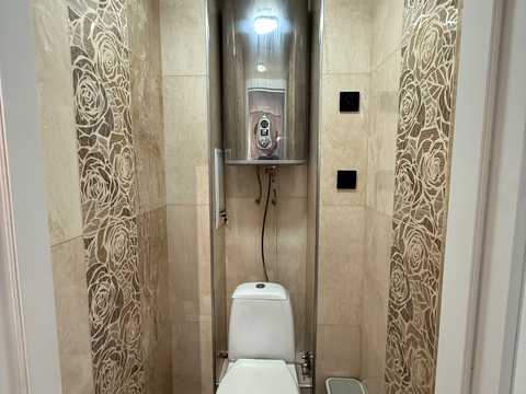 квартира за адресою Ревуцького вул., 13