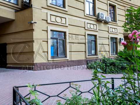 коммерческая по адресу Златоустовская ул., 55