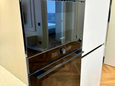 квартира за адресою Причальна вул., 10
