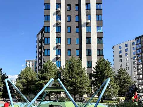 комерційна за адресою Героїв Небесної Сотні просп., 16/6