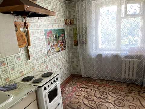 квартира за адресою житловий масив Тополя-3 вул., 8