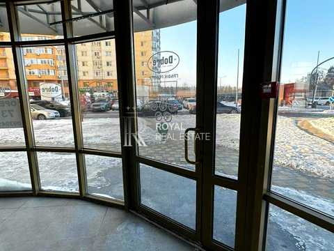 коммерческая по адресу Юрія Кондратюка ул., 5
