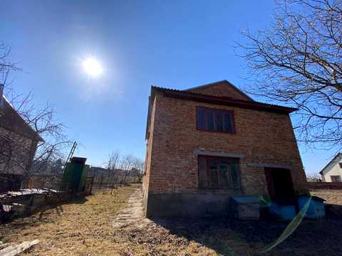 будинок за адресою с. Великі Млинівці, Спортивна, 47