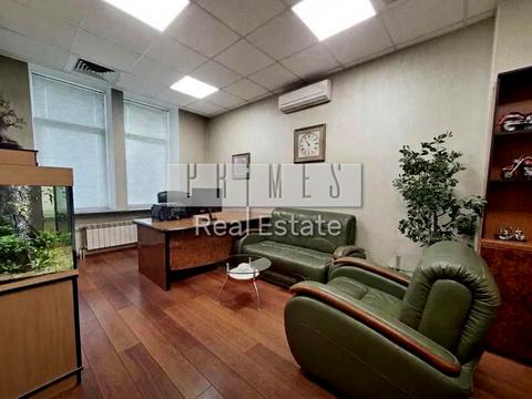 коммерческая по адресу Миколы Бажана просп., 14