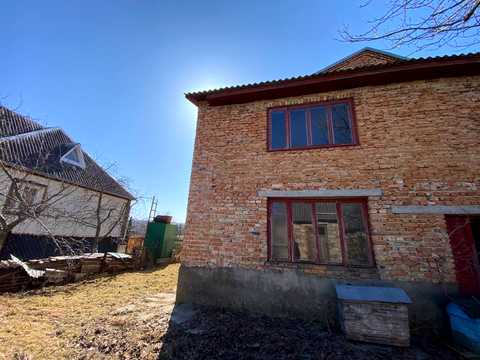 будинок за адресою с. Великі Млинівці, Спортивна, 47
