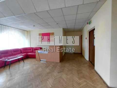 комерційна за адресою Стрілецька вул., 7-Б