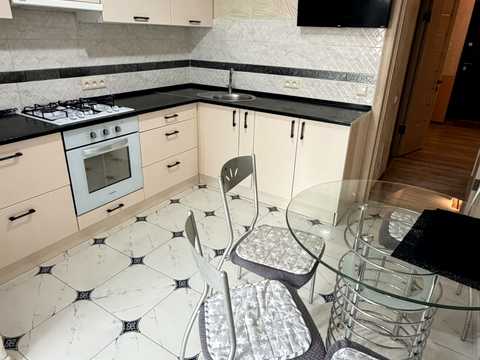квартира за адресою Миру вул., 31