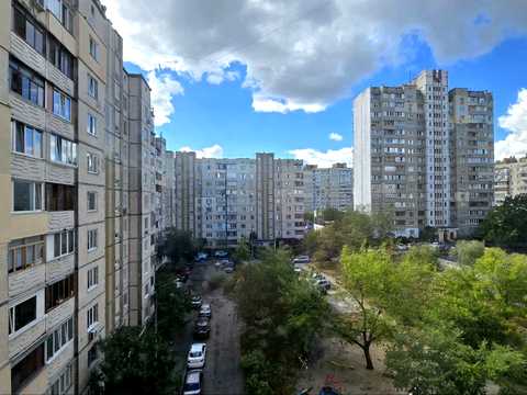 квартира за адресою Лариси Руденко вул., 15/14
