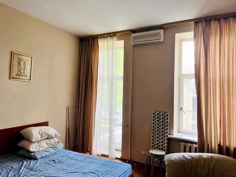 квартира за адресою Київ, Ярославська вул., 39-В
