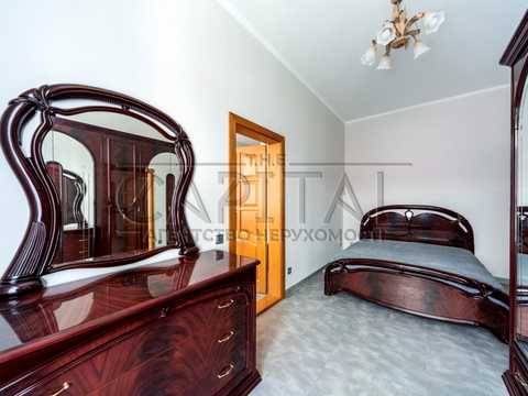квартира за адресою Костянтинівська вул., 4