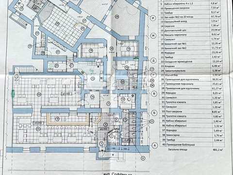 комерційна за адресою Мала Житомирська вул., 1