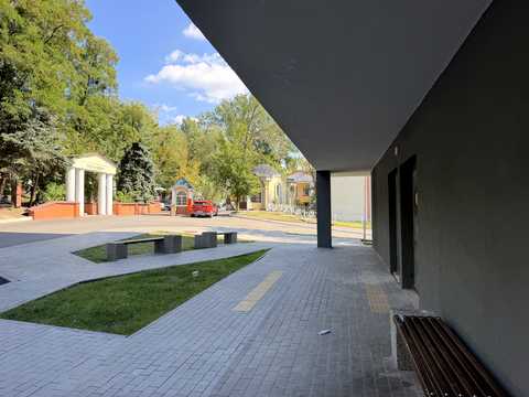 коммерческая по адресу Фрометовская ул., 7