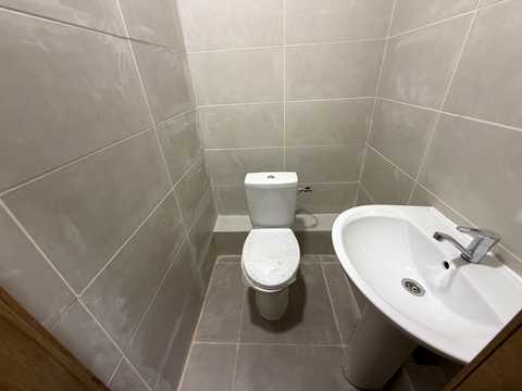 коммерческая по адресу Фрометовская ул., 7