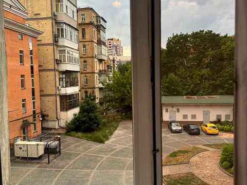 квартира за адресою Січових Стрільців вул. (Артема), 10