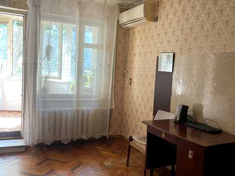 квартира за адресою Князя Ярослава Мудрого просп. (Академіка Глушка), 5а