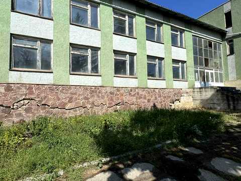 комерційна за адресою Грушевського, 12 Б