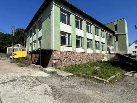 комерційна за адресою Грушевського, 12 Б