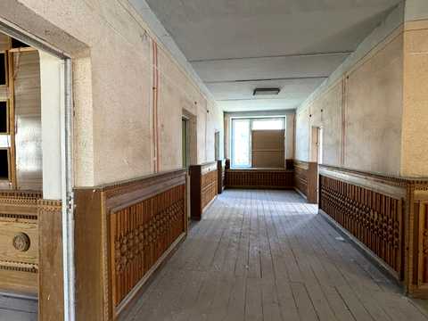 комерційна за адресою Грушевського, 12 Б