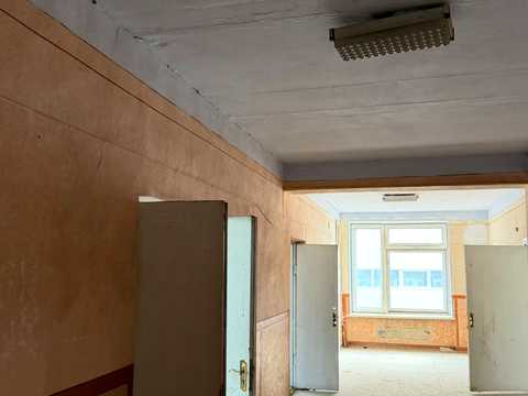 комерційна за адресою Грушевського, 12 Б