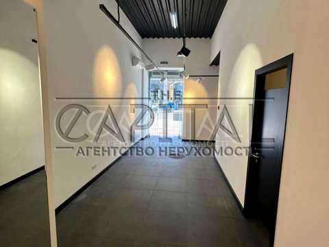 комерційна за адресою Київ, Басейна вул., 3