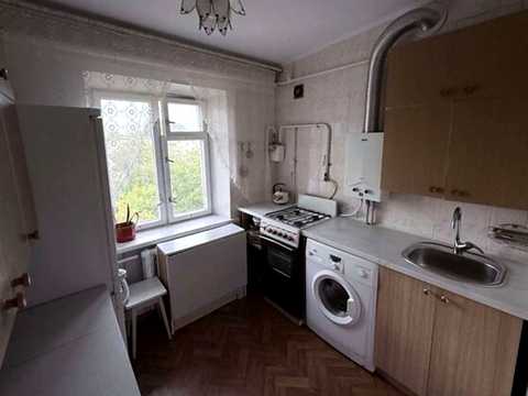 квартира за адресою Космонавтів просп., 47