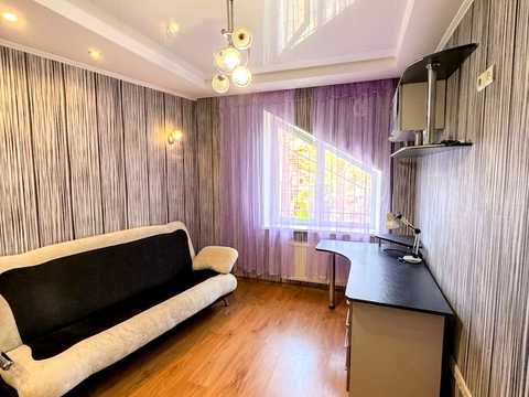 квартира за адресою Академіка Ющенка вул., 10