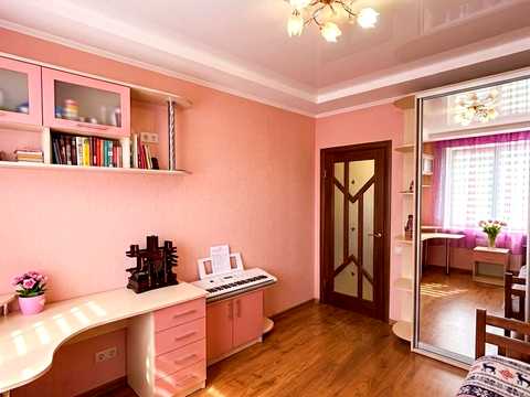 квартира за адресою Академіка Ющенка вул., 10