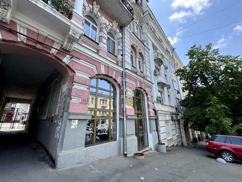 комерційна за адресою Київ, Лютеранська вул., 6