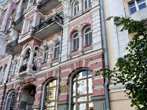 комерційна за адресою Київ, Лютеранська вул., 6