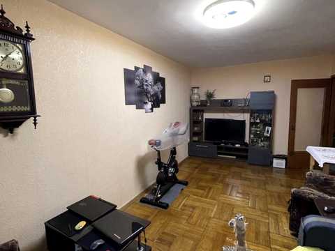 квартира за адресою Академіка Корольова вул., 33