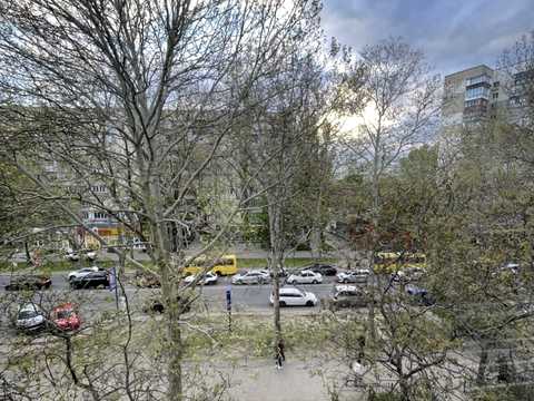 квартира за адресою Академіка Корольова вул., 33