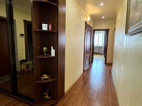квартира за адресою Срібнокільська вул., 12