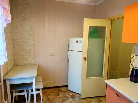 квартира за адресою Анни Ахматової вул., 8