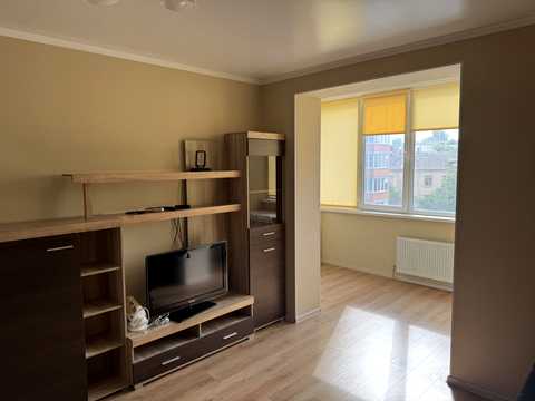 квартира за адресою Мостобудівників вул., 18