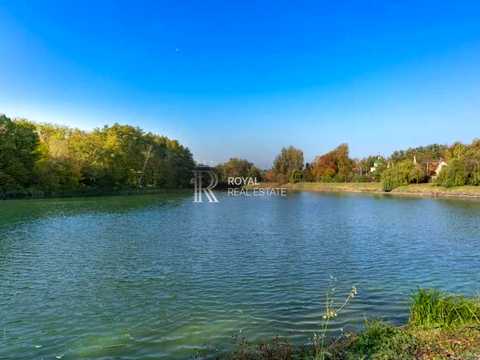 будинок за адресою вул.Джерельна