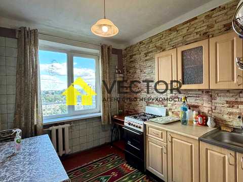 квартира за адресою Михайла Грушевського вул., 16