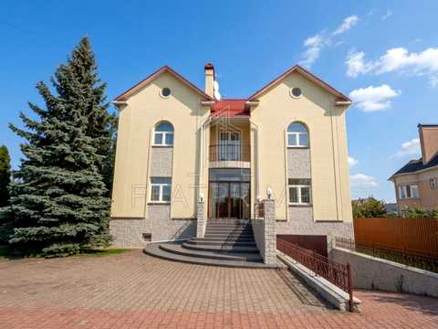 будинок за адресою коротницького