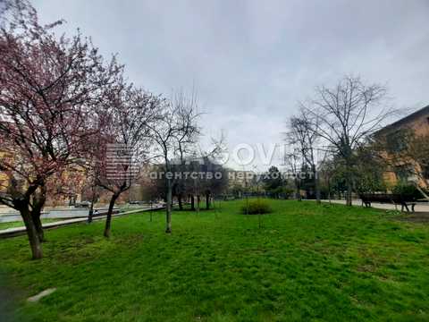комерційна за адресою Київ, Велика Васильківська вул. (Червоноармійська), 28