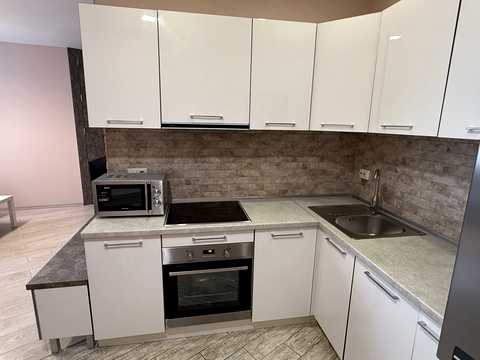 квартира за адресою Зарічна вул., 1-В