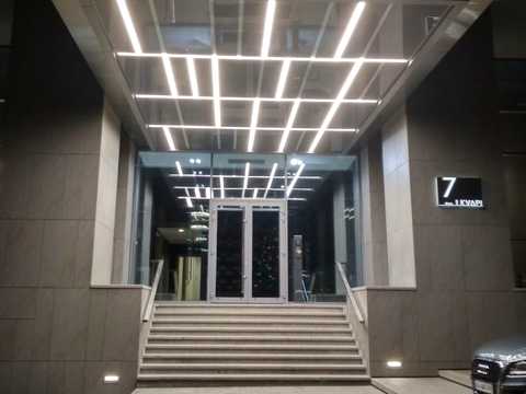 паркомісце за адресою Джона Маккейна вул. (Івана Кудрі), 7