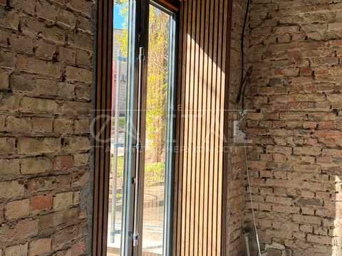 коммерческая по адресу Галицкая ул., 1