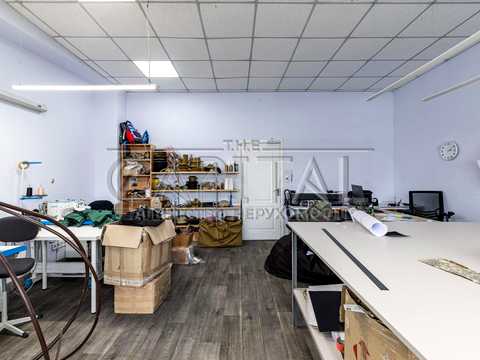 комерційна за адресою Олени Теліги вул., 4